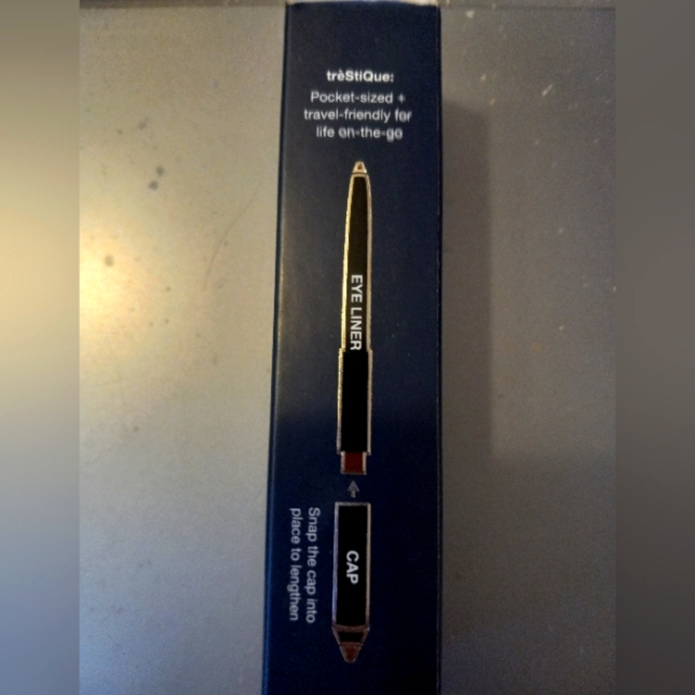 Trestique mini eye pencil